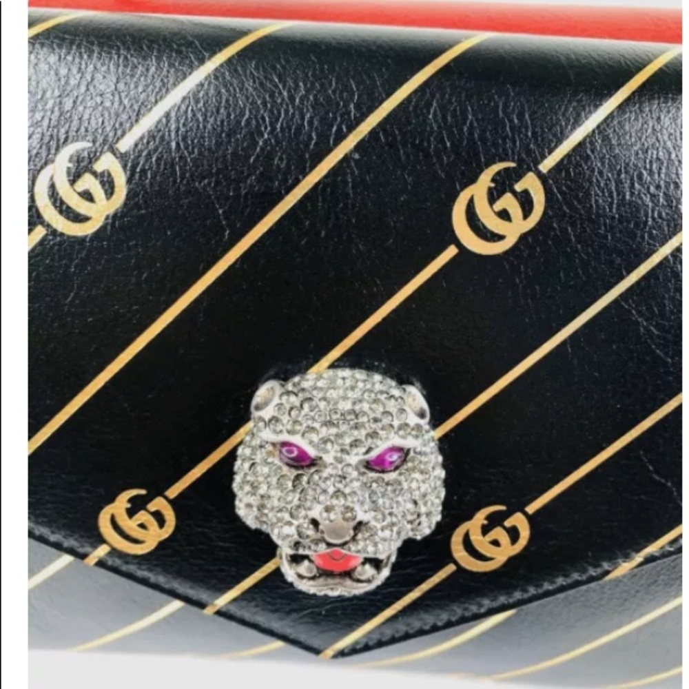Authentic Gucci TWO FACED Thiara Bag With Strap New. Red /Blk. $5500 - Picture 7 of 9